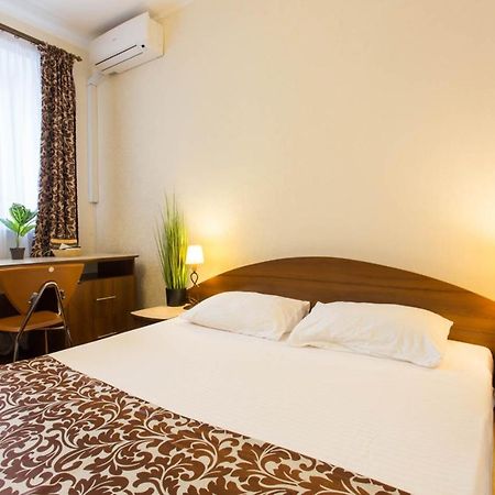Studio In The City Center - Kravtsova Lane 13B-6 Kharkiv Bagian luar foto