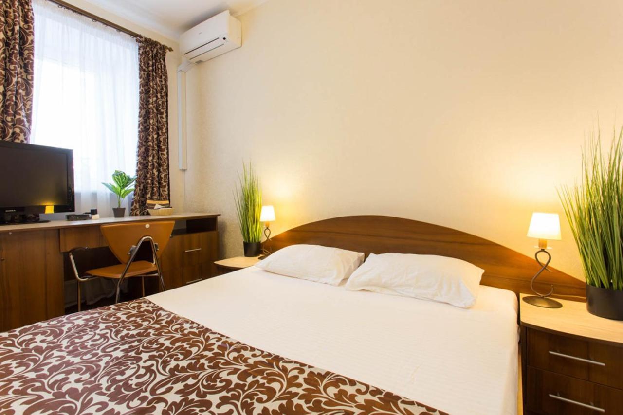 Studio In The City Center - Kravtsova Lane 13B-6 Kharkiv Bagian luar foto