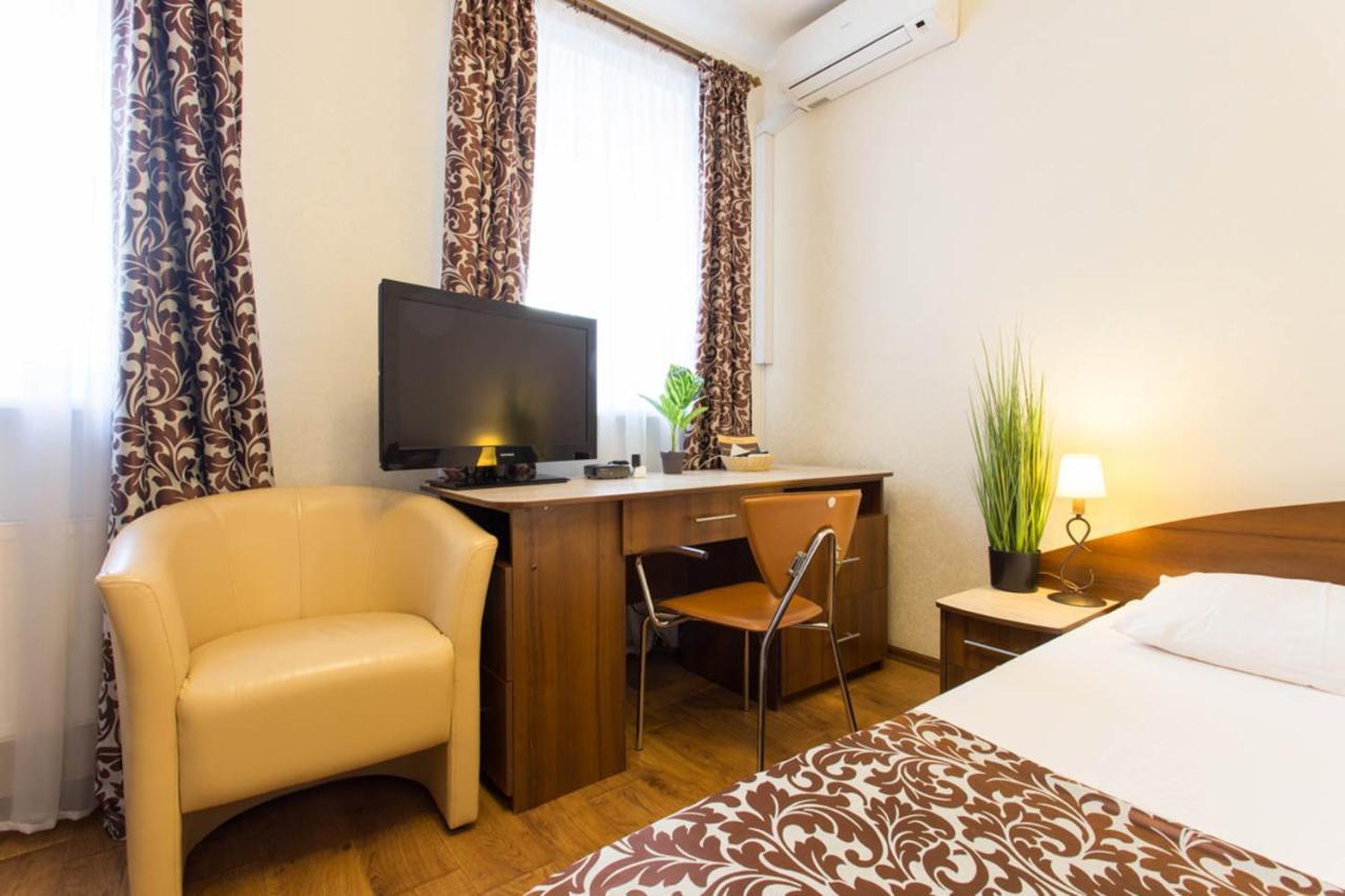 Studio In The City Center - Kravtsova Lane 13B-6 Kharkiv Bagian luar foto